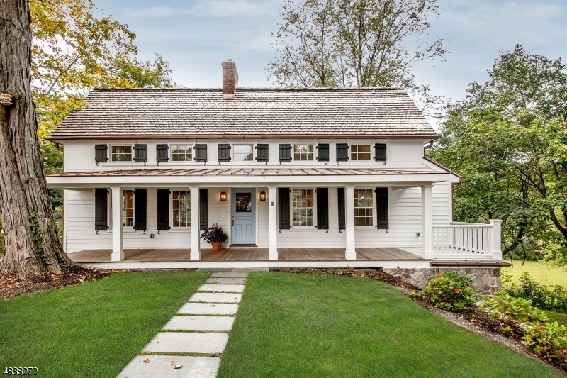 Property Photo:  37 W Oak St  NJ 07920 