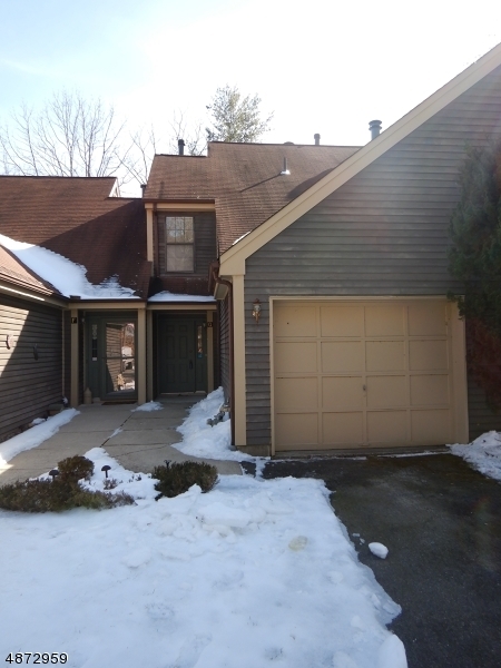 Property Photo:  2 Black Walnut Ln G  NJ 07480 