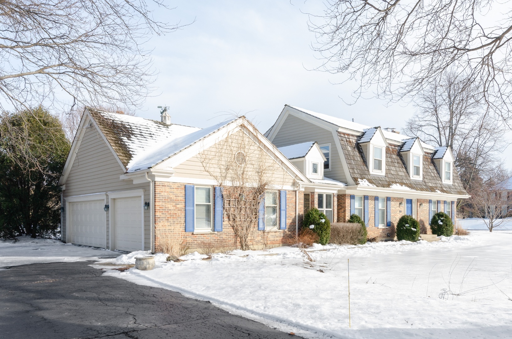 Property Photo:  20587 North Swansway  IL 60010 