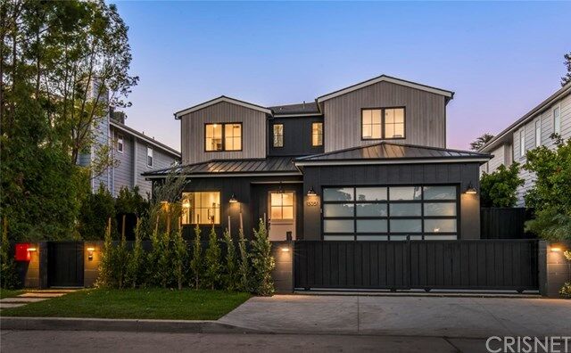 Property Photo:  13051 Woodbridge Street  CA 91604 