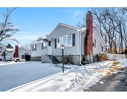 Property Photo:  60 Robinson Rd  MA 01801 