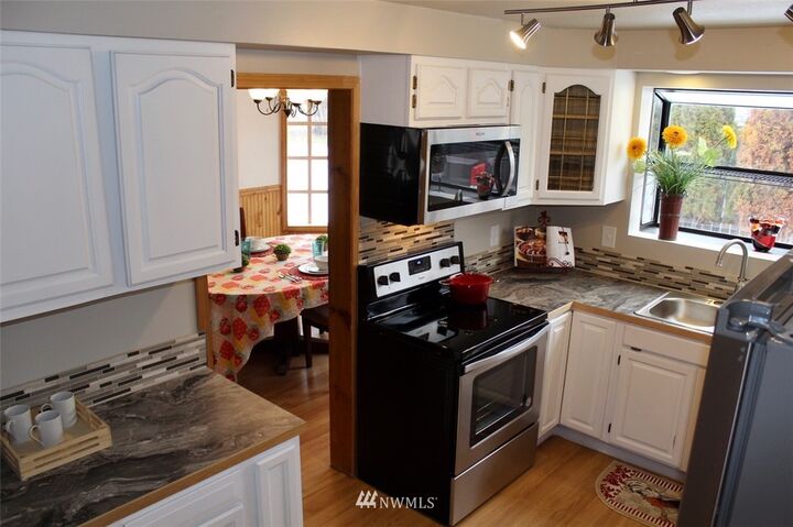 Property Photo:  41 Okanogan Street  WA 98829 