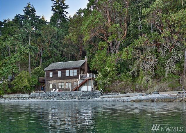 Property Photo:  1998 Madrona Wy  WA 98239 