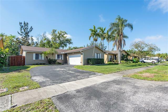 Property Photo:  10770 NW 20th Ct  FL 33322 