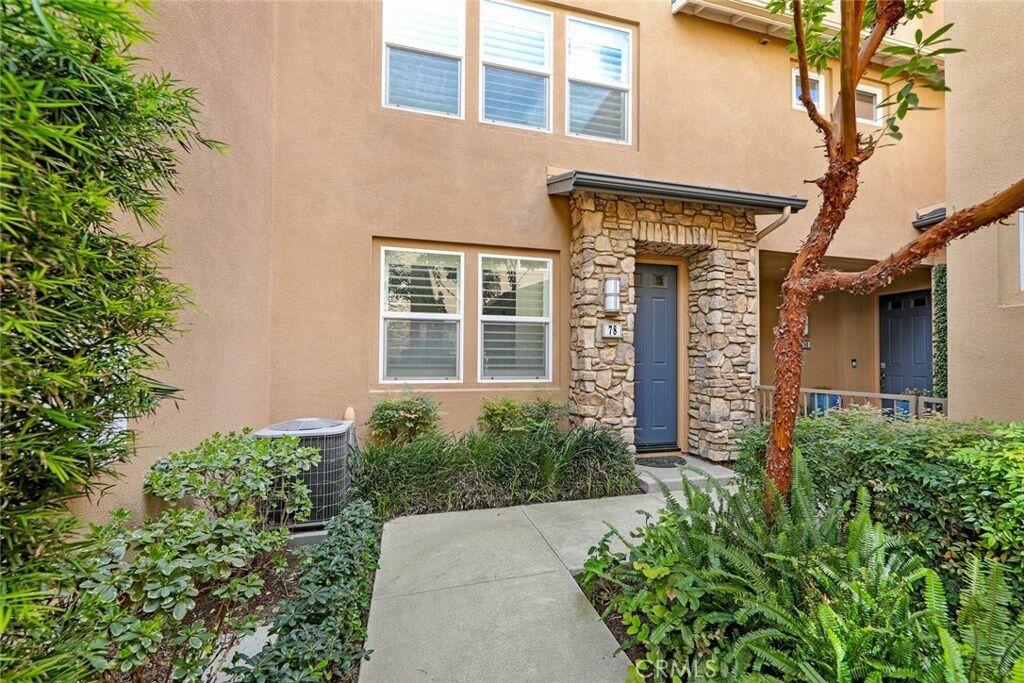 Property Photo: 78 Colonial Way CA 92656