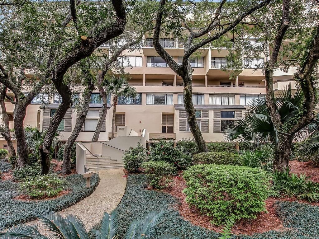 Property Photo: 1142 Beach Walker Road FL 32034