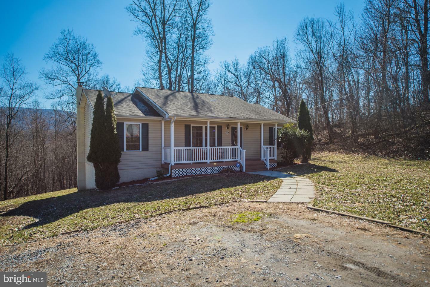 Property Photo:  204 Wendy Hill Road  VA 22630 