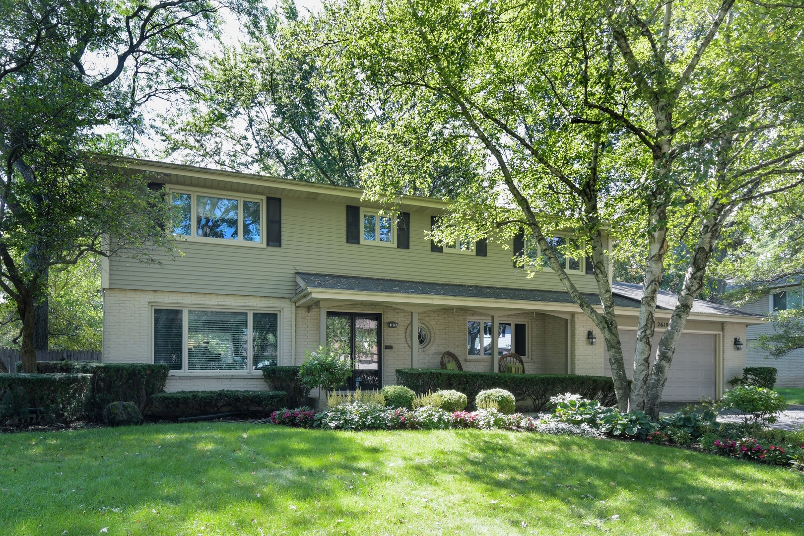 Property Photo:  2619 Farnsworth Lane  IL 60062 