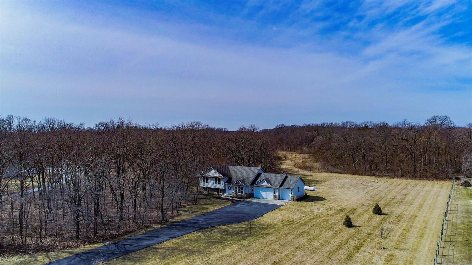 Property Photo: 6928 N 400 IN 46349