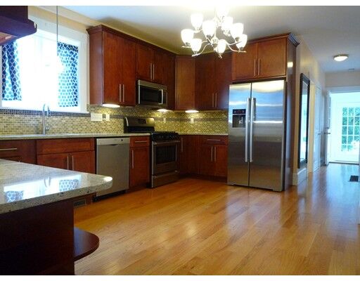 Property Photo:  34 Oxford Avenue 34  MA 02478