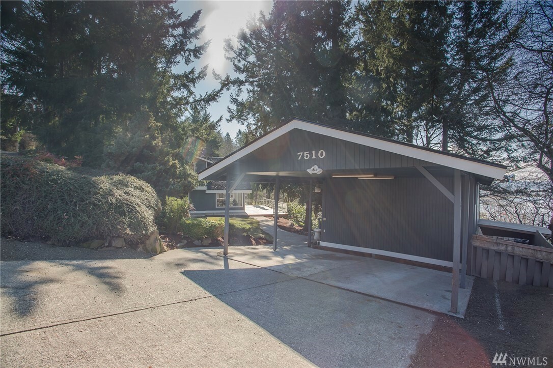 Property Photo:  7510 E Side Dr NE  WA 98422 