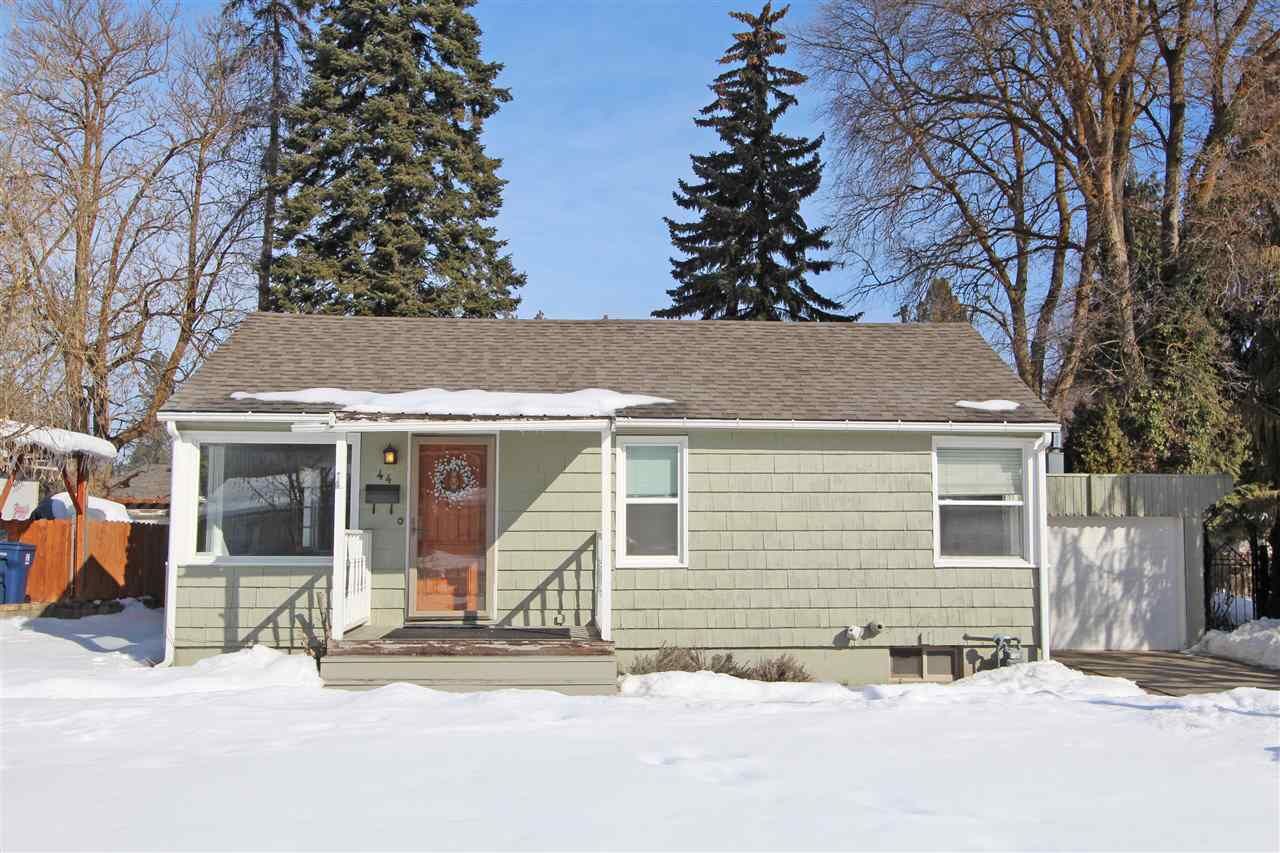 Property Photo:  44 W 30th Ave  WA 99203 
