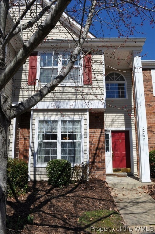 Property Photo:  709 Windbrook Circle  VA 23602 