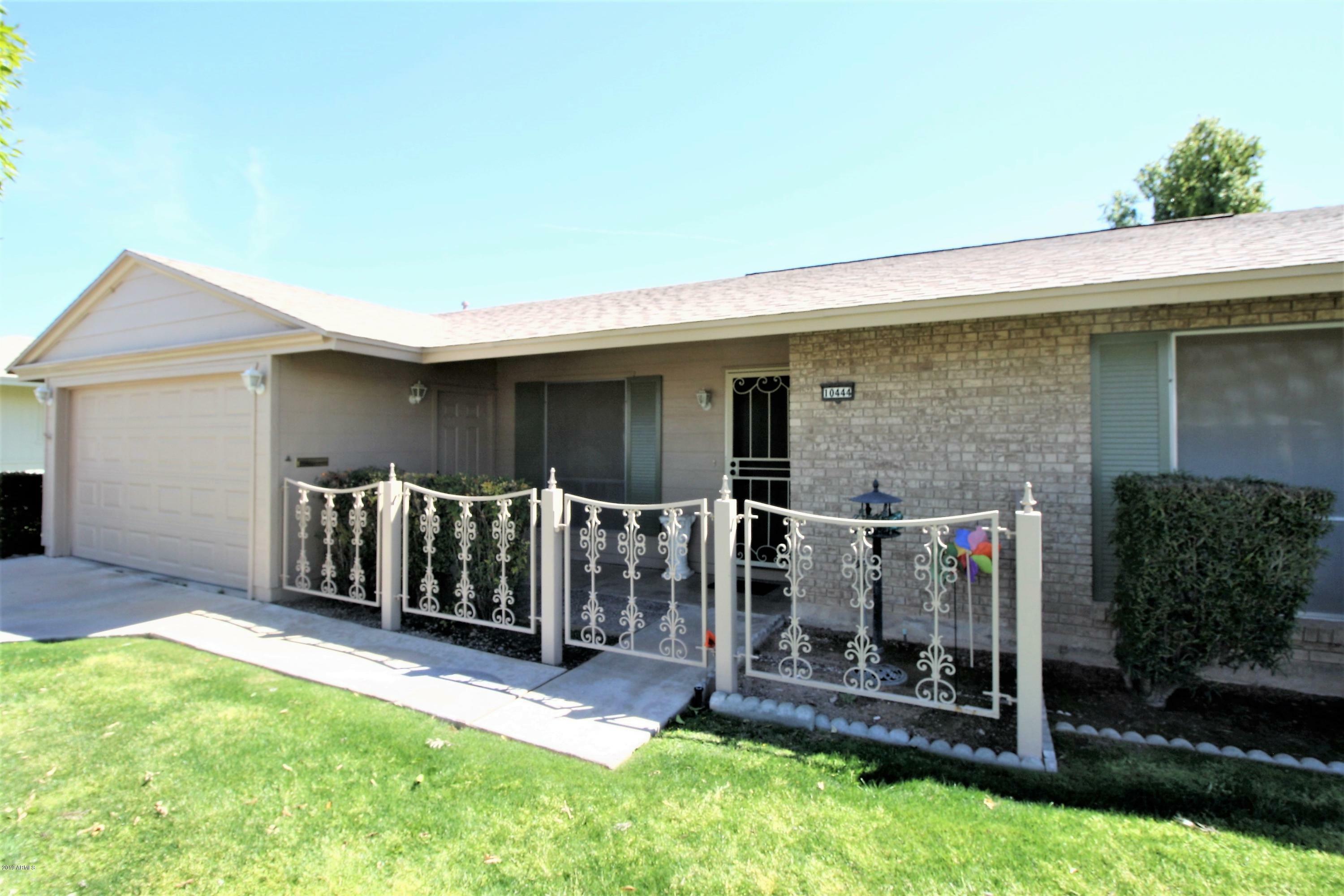Property Photo: 10444 W Roundelay Circle AZ 85351