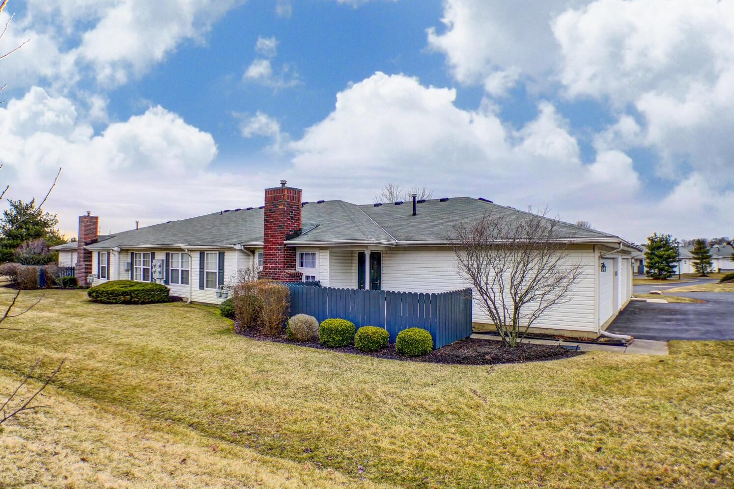 Property Photo:  8381 Sable Crossing Drive  OH 43240 