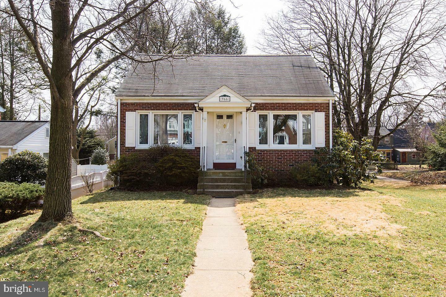 Property Photo:  966 Skyline Drive  PA 17601 