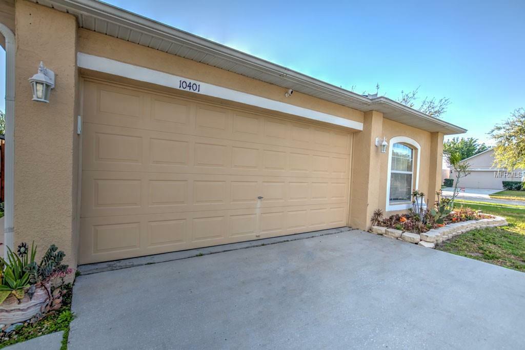 Property Photo:  10401 Opus Drive  FL 33579 