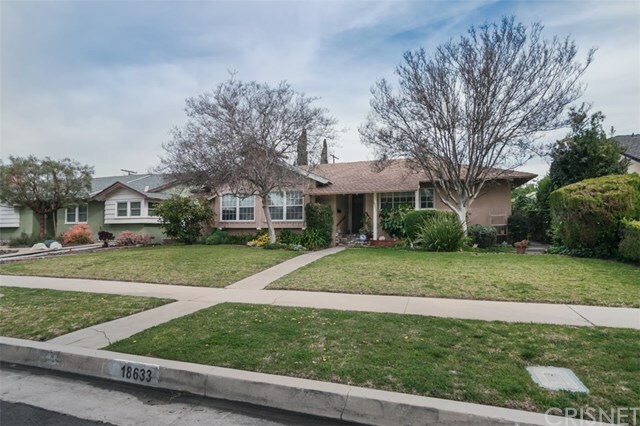 Property Photo:  18633 Gledhill Street  CA 91324 