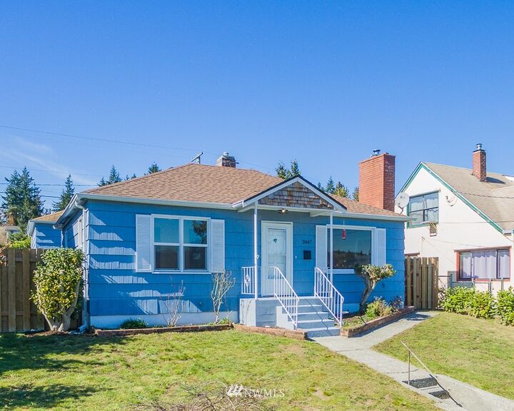 Property Photo:  2447 N Wycoff Street  WA 98312 