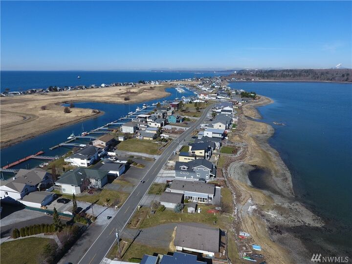 Property Photo: 4132 Saltspring Dr WA 98248