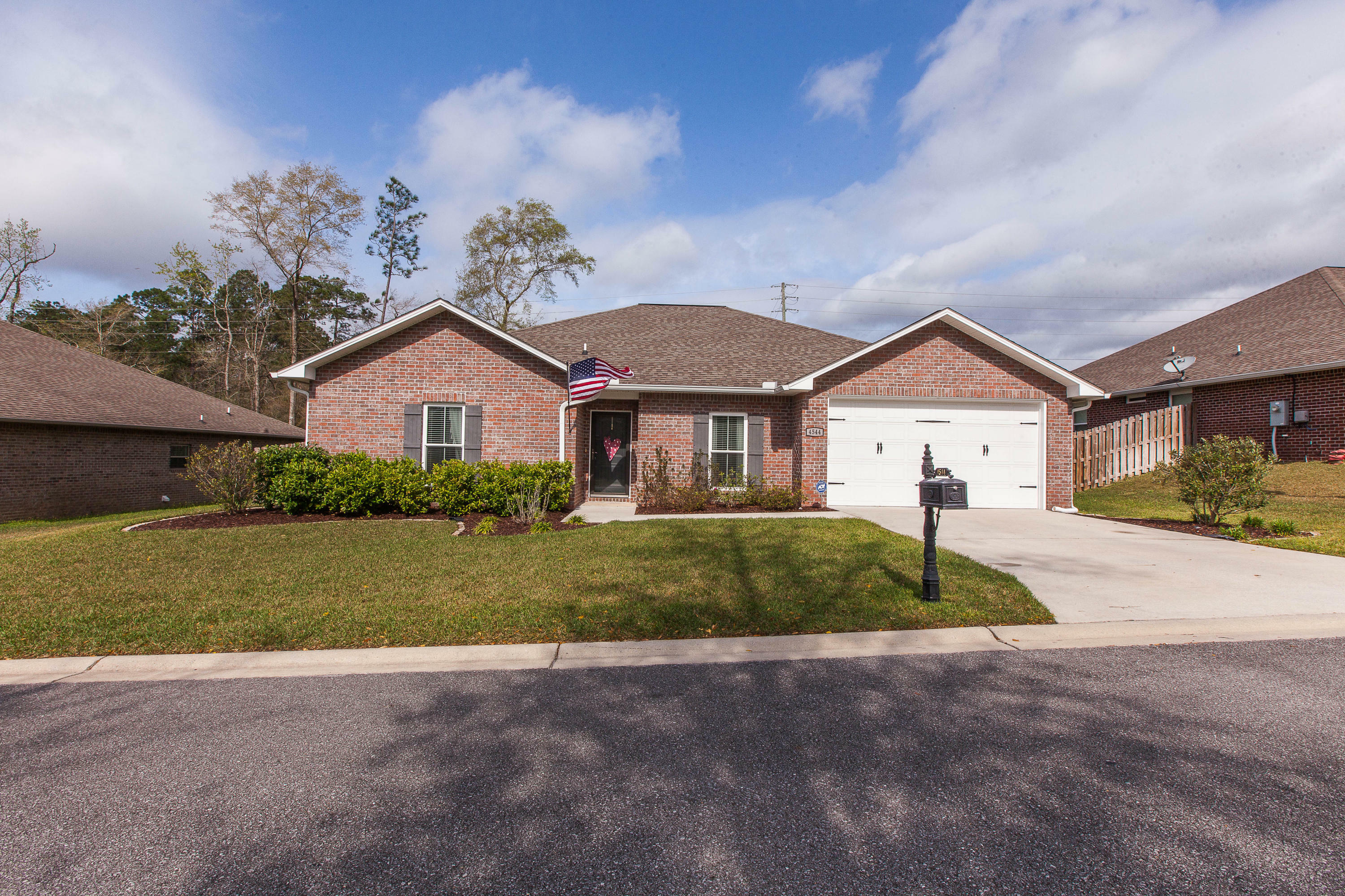 Property Photo:  4544 Annabelle Lane  FL 32539 