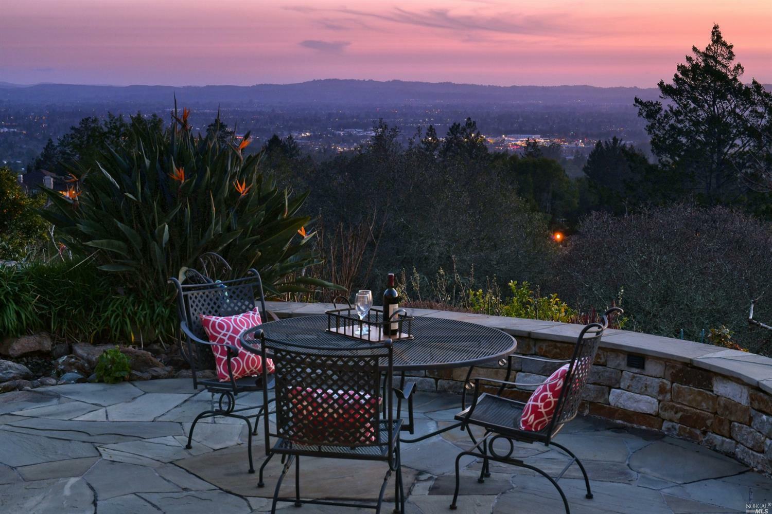 Property Photo: 3767 Shillingford Place CA 95404