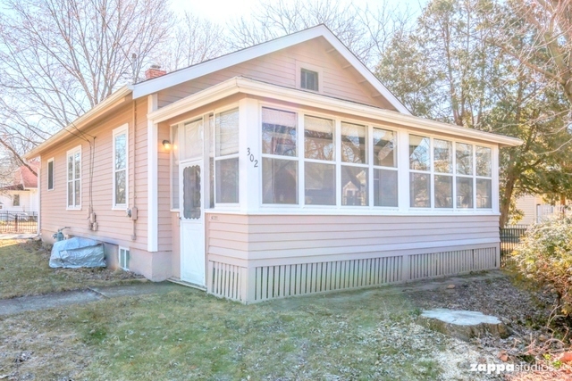 Property Photo: 302 South Van Buren Street IL 60510