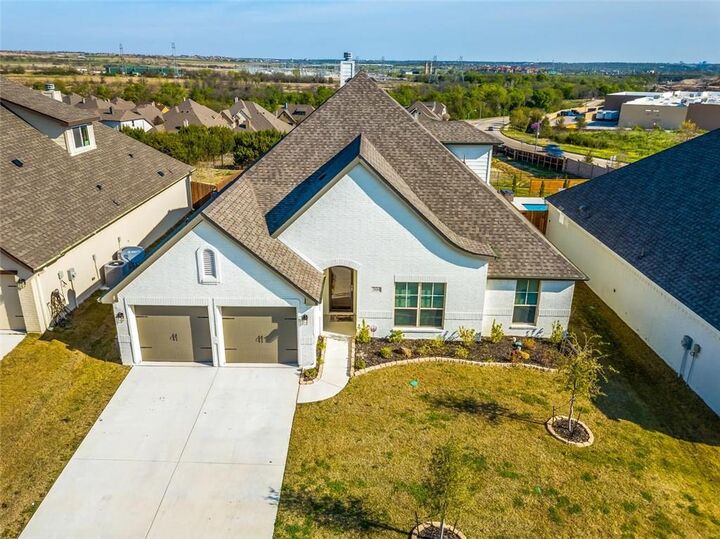 304 Bluffside Trail  Benbrook TX 76126 photo