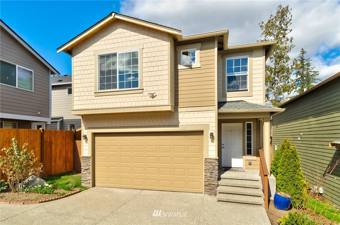 Property Photo:  12420 28th Avenue W  WA 98204 