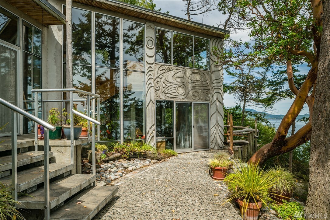 Property Photo:  249 Ferry Rd  WA 98261 