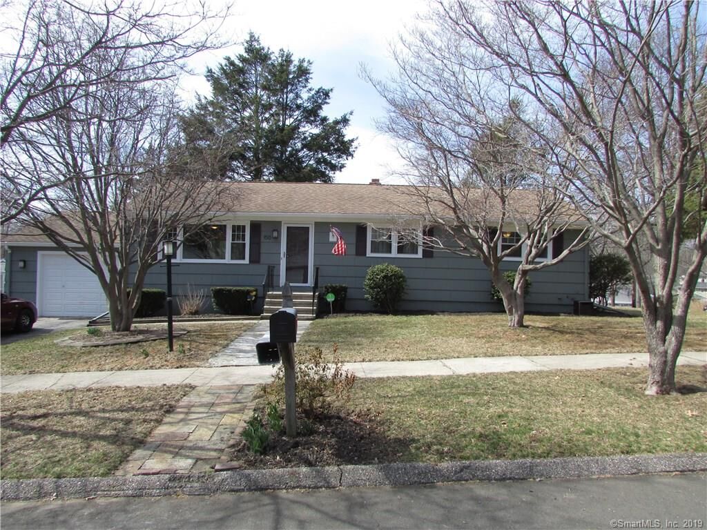 Property Photo:  150 Topaz Place  CT 06614 