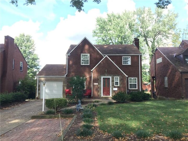 313 Old Farm Rd  Mt. Lebanon PA 15228 photo