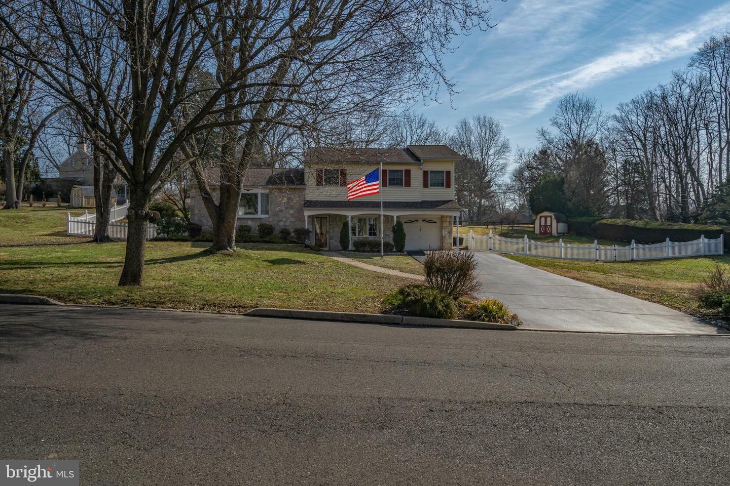 Property Photo:  718 Spring Hill Road  PA 19053 