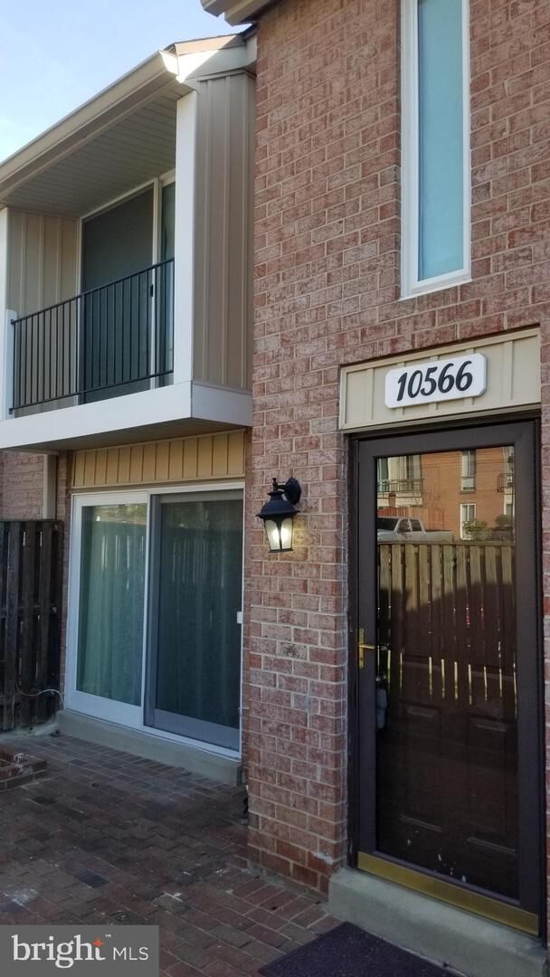 Property Photo:  10566 Faulkner Ridge Circle 5B6  MD 21044 