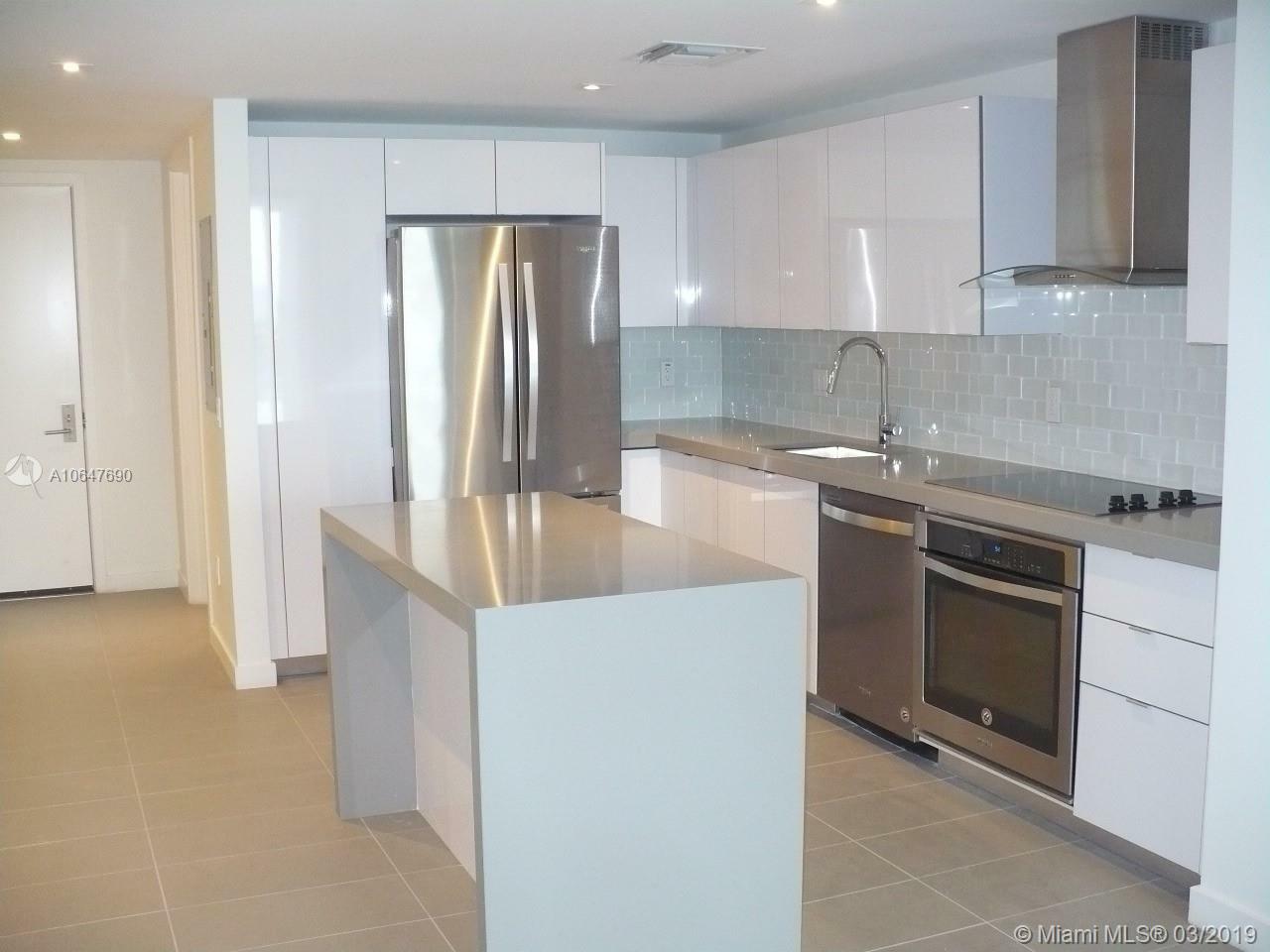 Property Photo:  1600 NE 1 Av 1115  FL 33132 