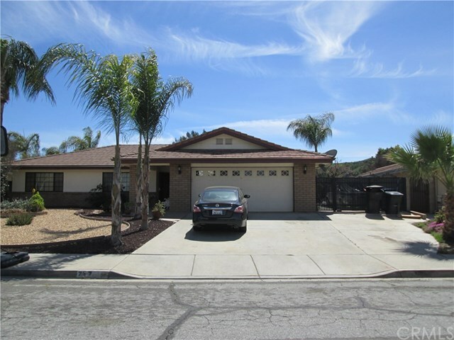 757 Chardonnay Place  Hemet CA 92544 photo