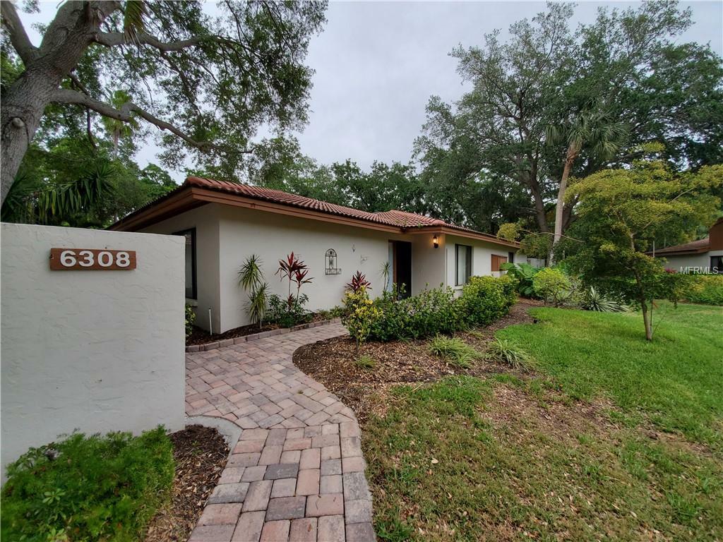 Property Photo:  6308 Pelican Drive  FL 34210 