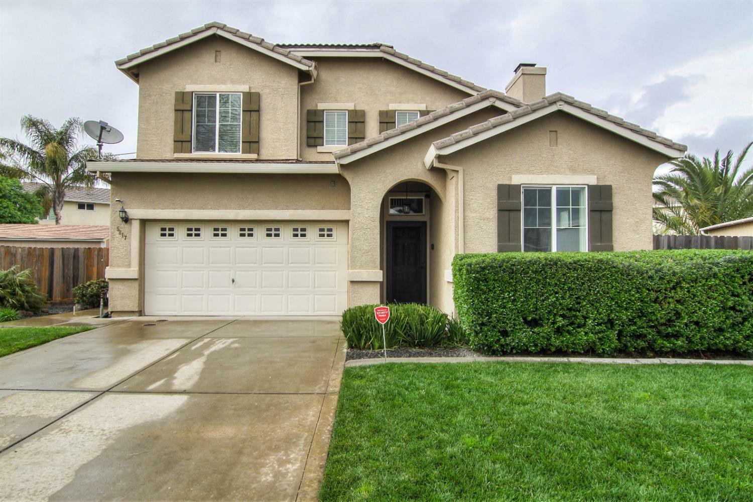 Property Photo:  5817 Violet Ridge Court  CA 95757 