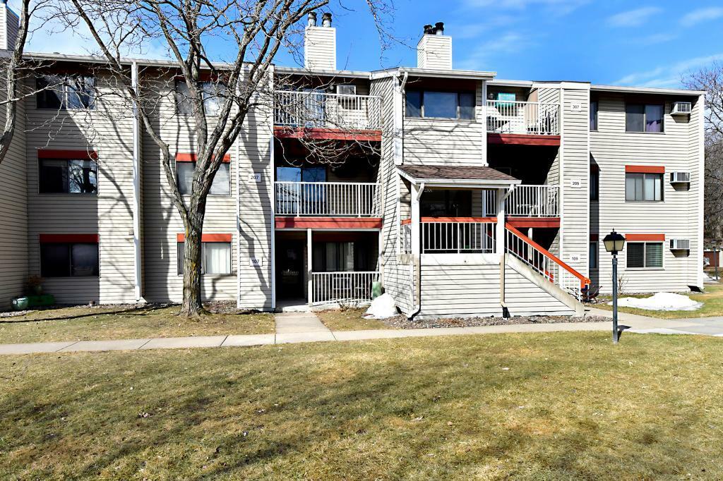 Property Photo: 400 Shelard Parkway 207 MN 55426