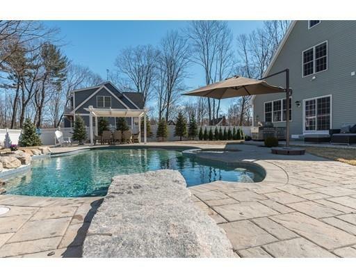 Property Photo: 260 Dodge St MA 01915