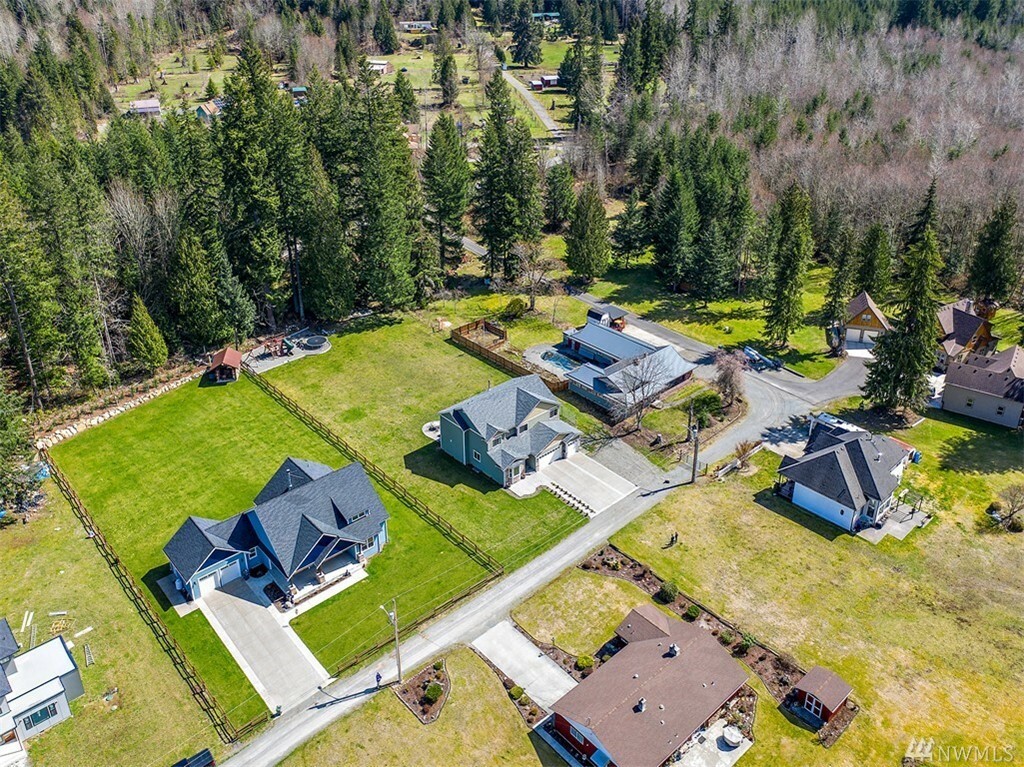 Property Photo: 1564 Farm St WA 98323