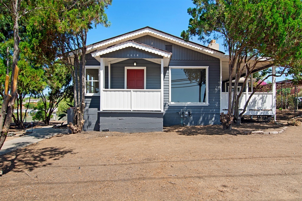 Property Photo:  1818 Hillsdale Rd  CA 92019 