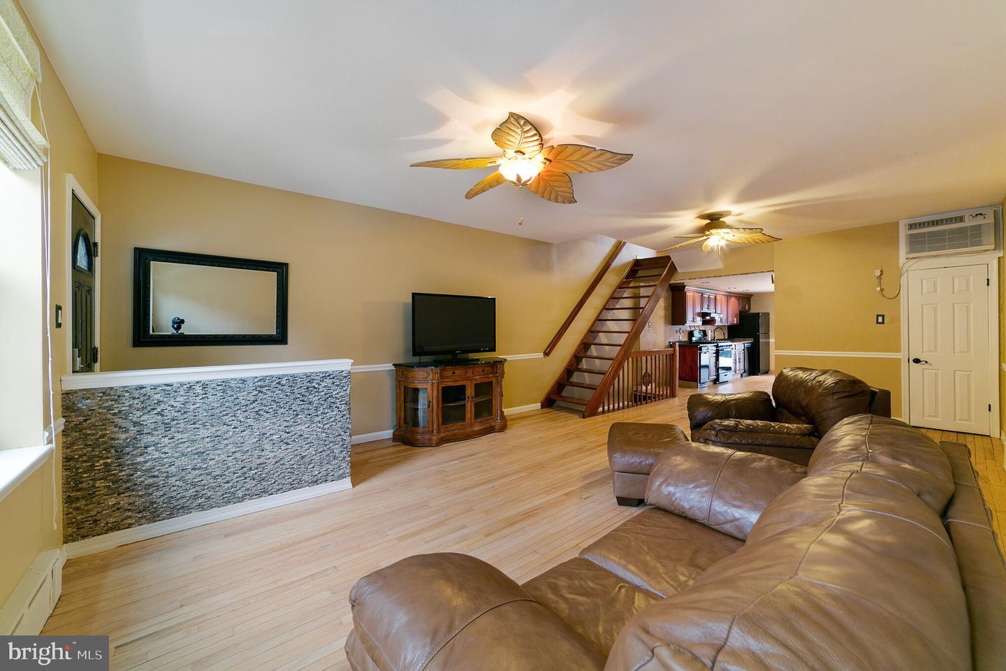 Property Photo: 1940 S 11th Street PA 19148