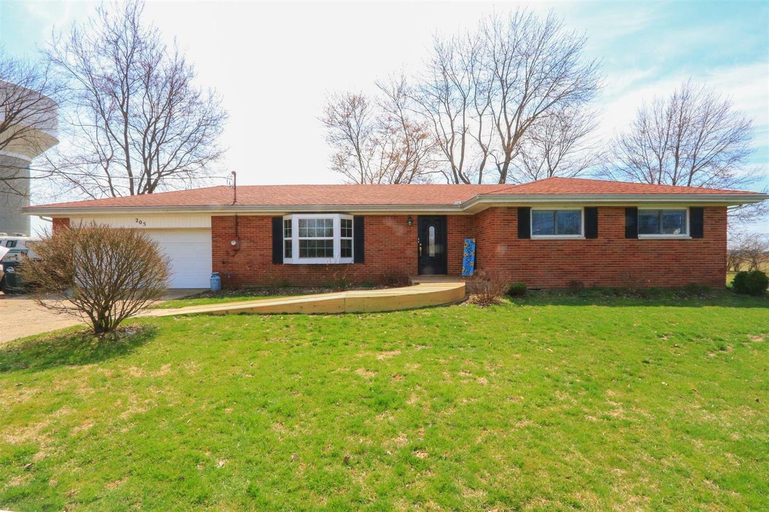 Property Photo:  205 W Turtlecreek Union Road  OH 45036 