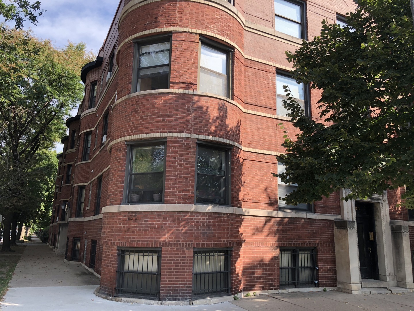 Property Photo: 3124 West Logan Boulevard B IL 60647