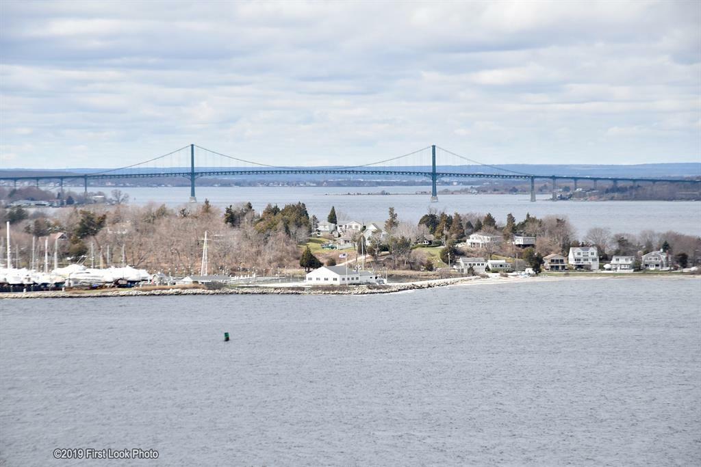 Property Photo:  45 Starboard Dr, Unit#330  RI 02878 