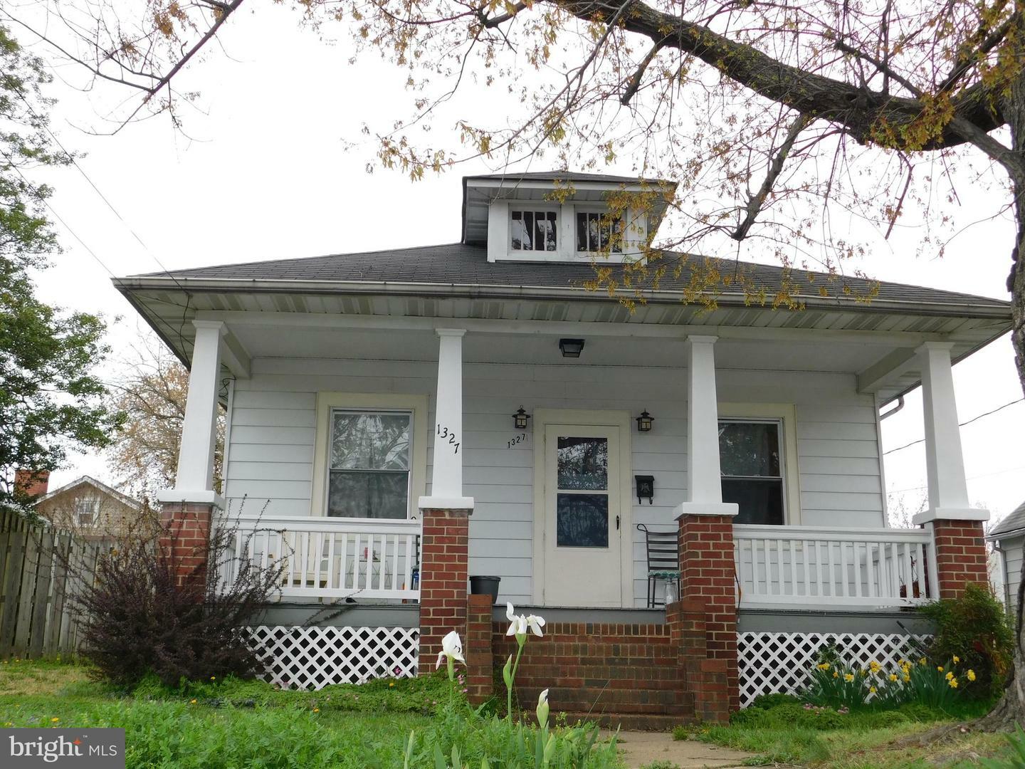 Property Photo:  1327 Hanover Street  VA 22401 