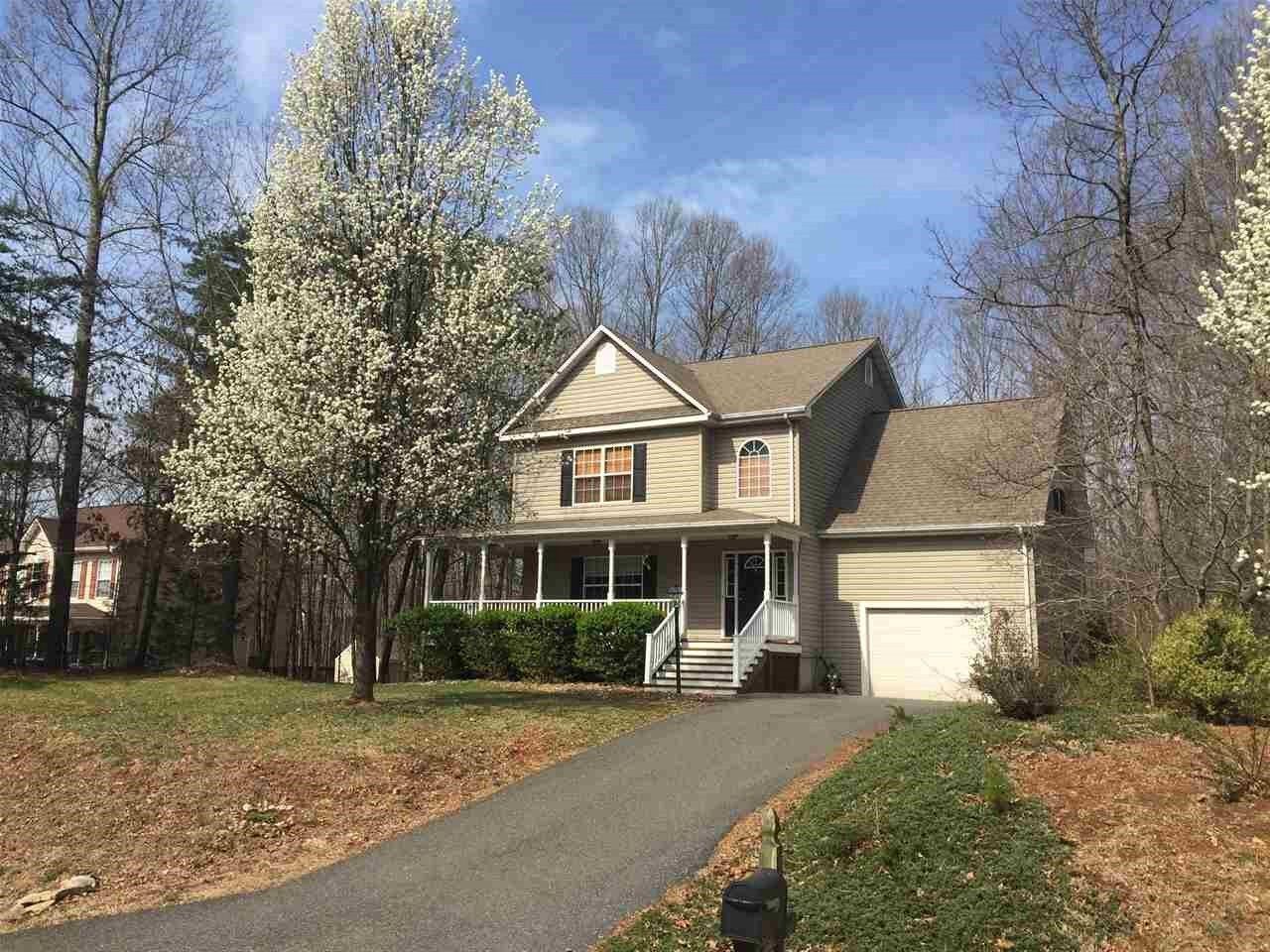 Property Photo:  105 Doe Dr N  VA 22968 