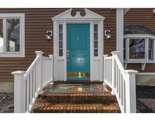 Property Photo:  4 Moraine Court  MA 01966 