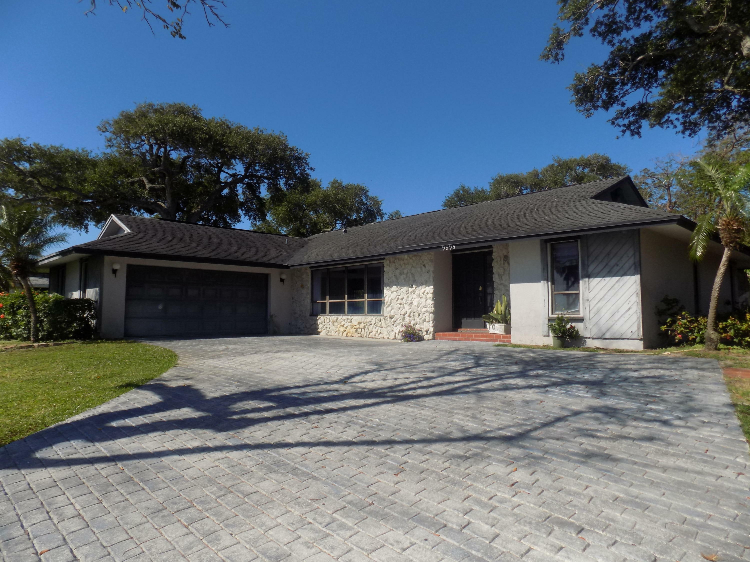 Property Photo:  9895 S Indian River Drive  FL 34982 